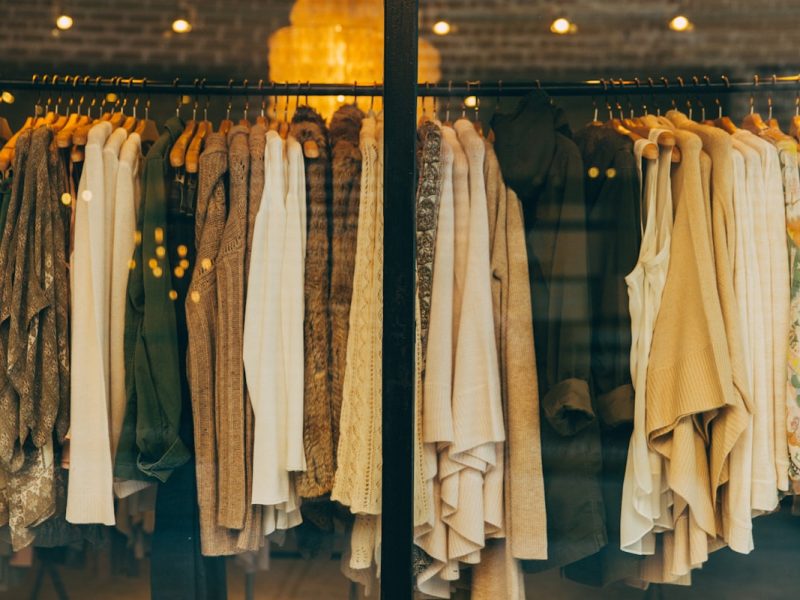 The Monochrome Wardrobe: Mastering Nuance, Tonal Texture, and Depth