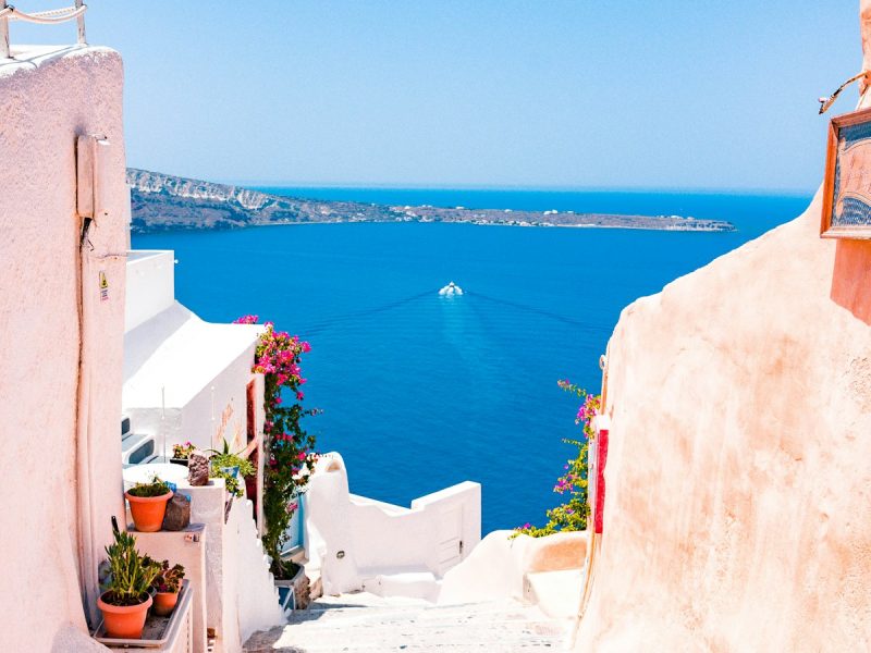 Among Ancient Groves: Restored Masserias and Slow Agritourism in Puglia